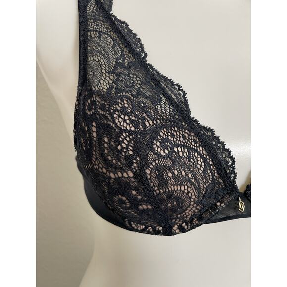Third Love Lingerie 24/7 Lace Contour Plunge Intimates - Picture 4 of 10